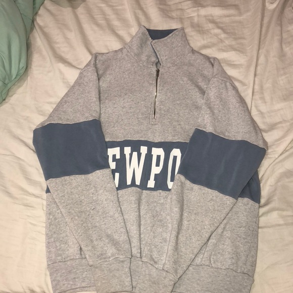 Brandy Melville Sweaters - Brandy Melville half zip